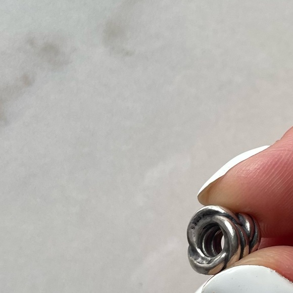 Pandora Forget Me Knot Charm - Picture 6 of 6